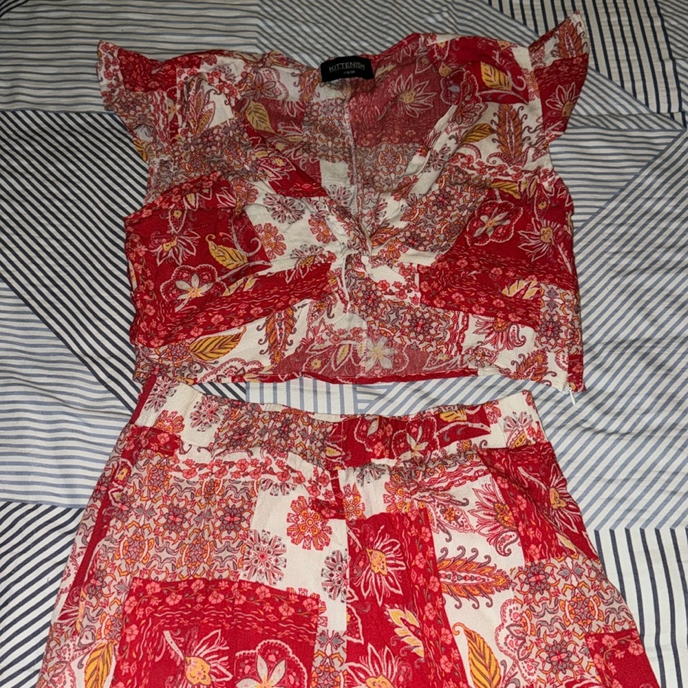Kittenish Floral Summer Set